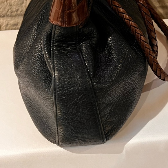 I can’t believe no one has snagged this! Brighton shoulder Purse Genuine Leather - Picture 9 of 15